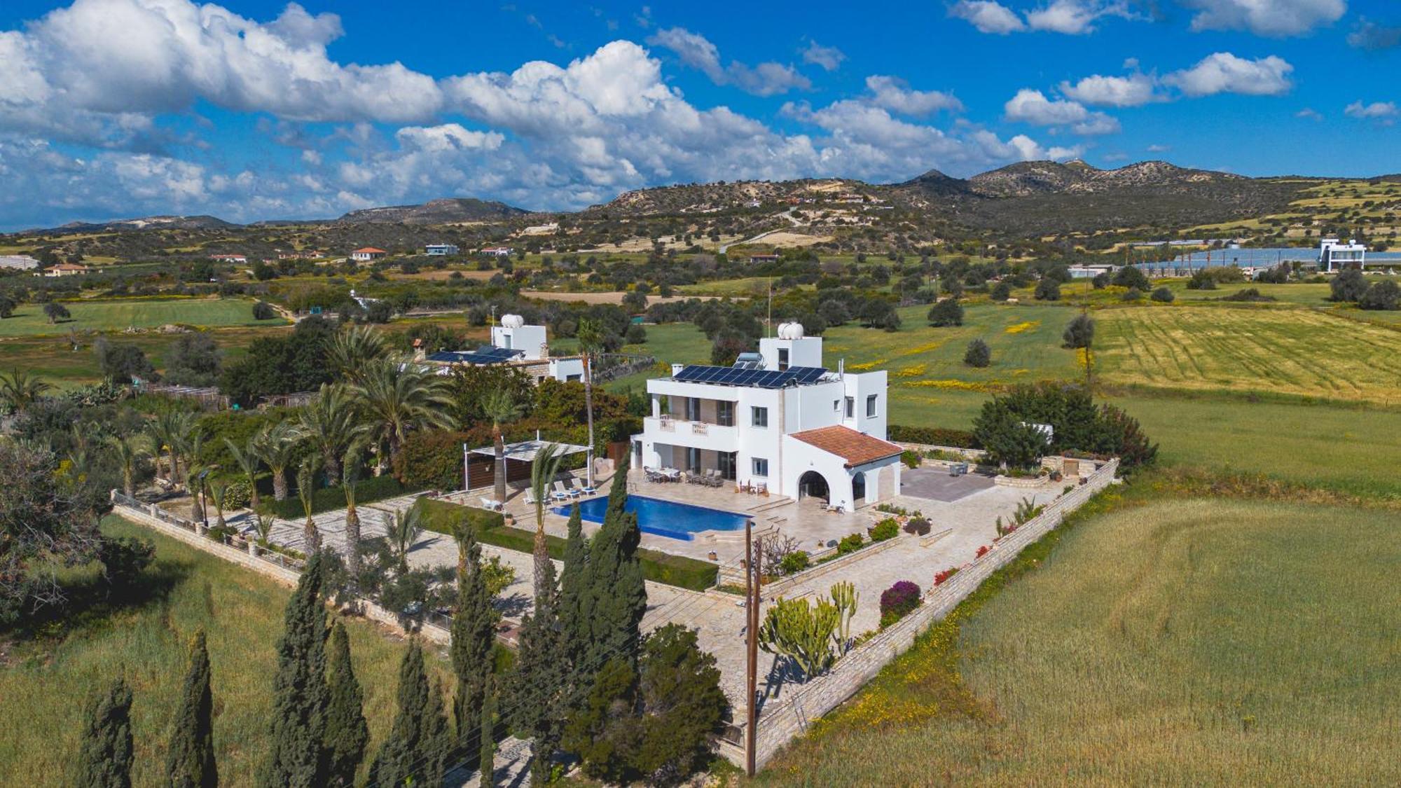 Villa Chrysta Agios Theodoros ภายนอก รูปภาพ