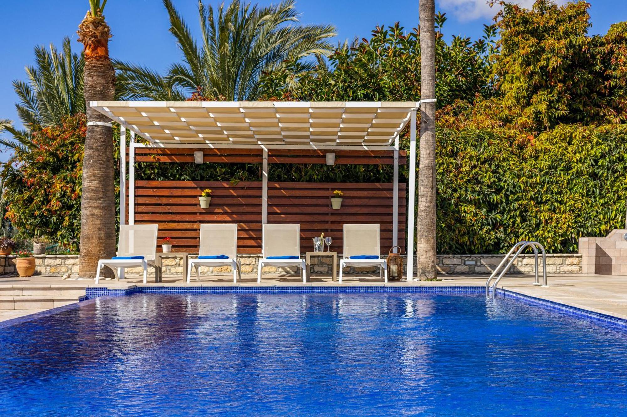 Villa Chrysta Agios Theodoros ภายนอก รูปภาพ