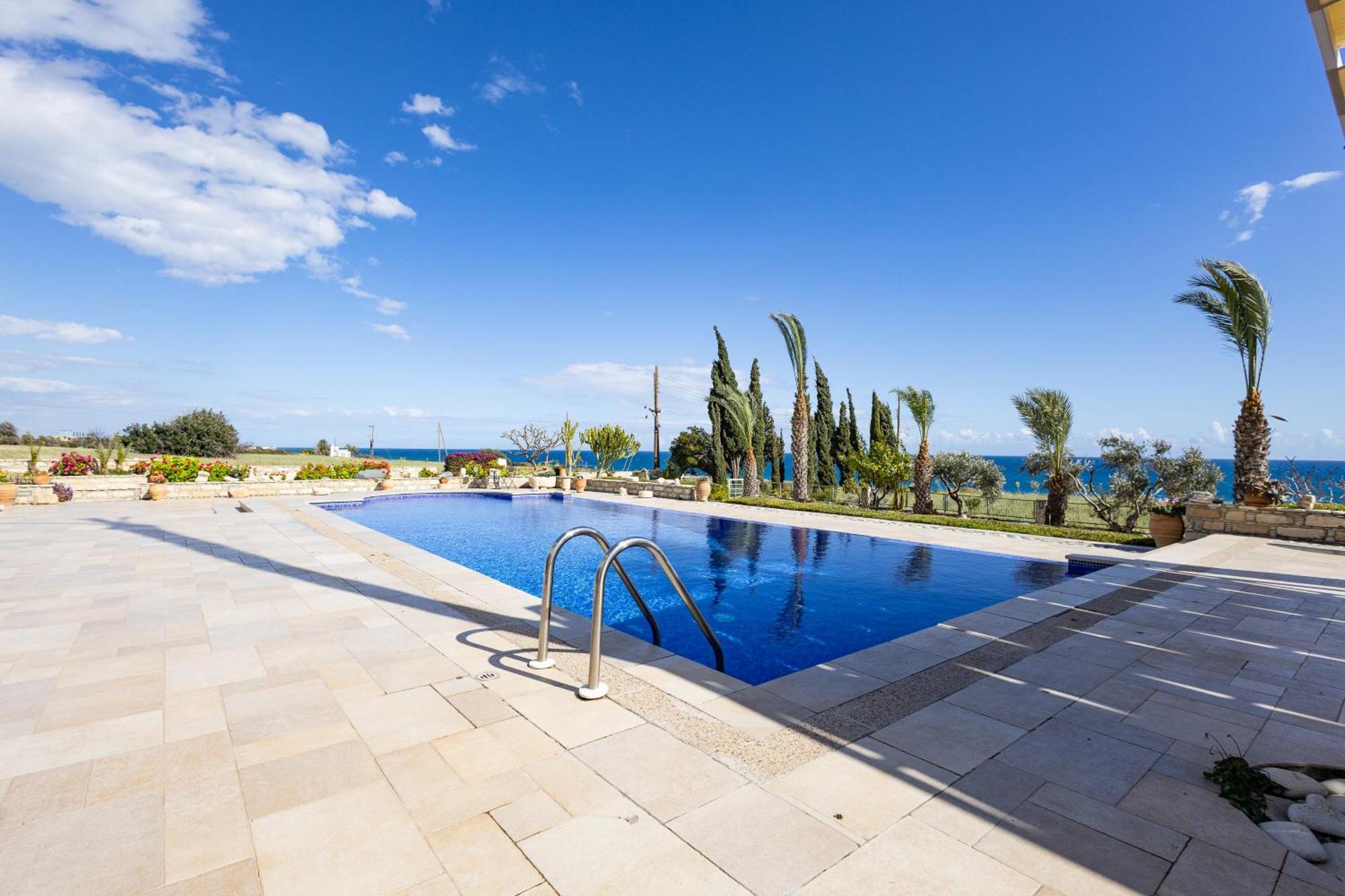 Villa Chrysta Agios Theodoros ภายนอก รูปภาพ