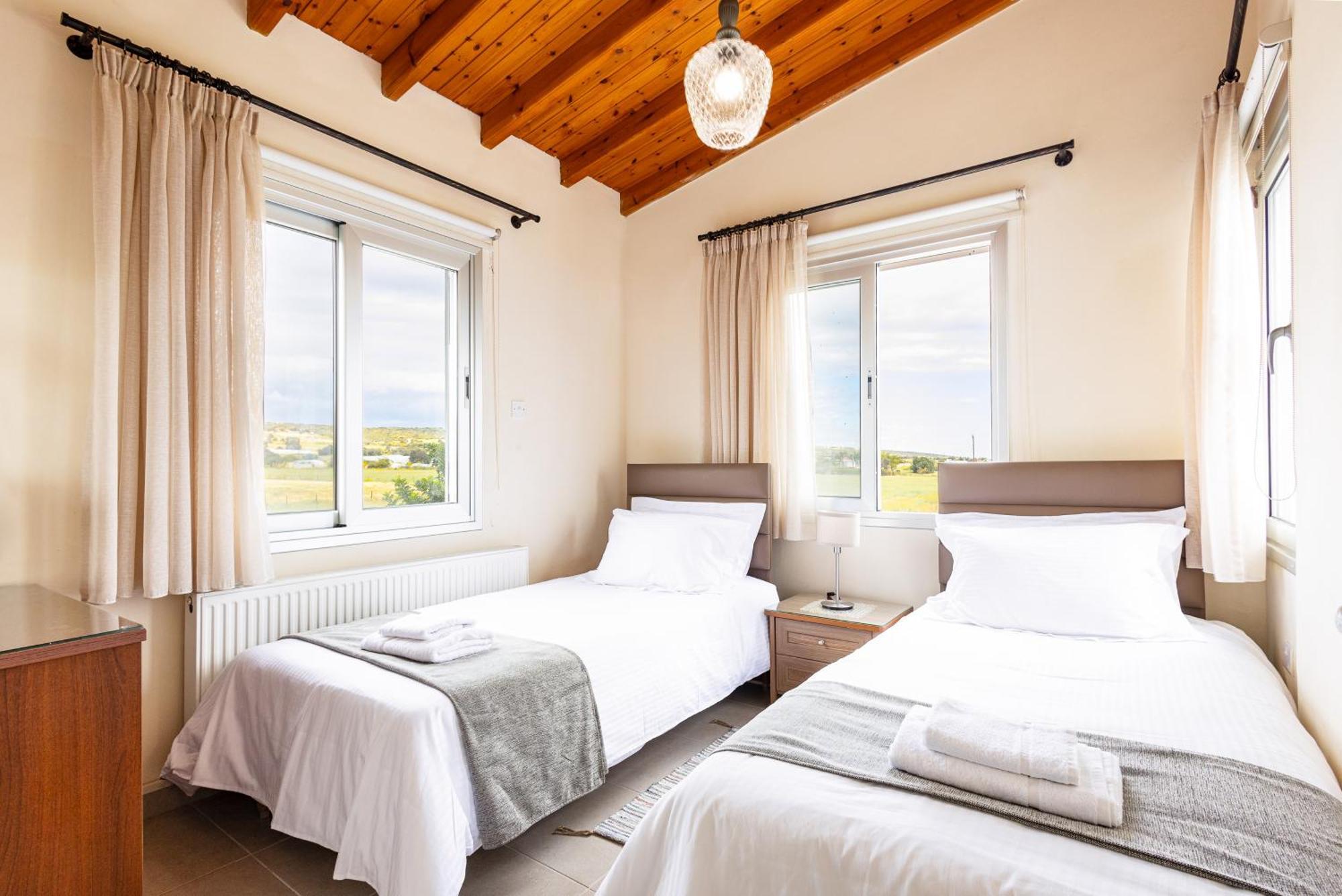 Villa Chrysta Agios Theodoros ภายนอก รูปภาพ