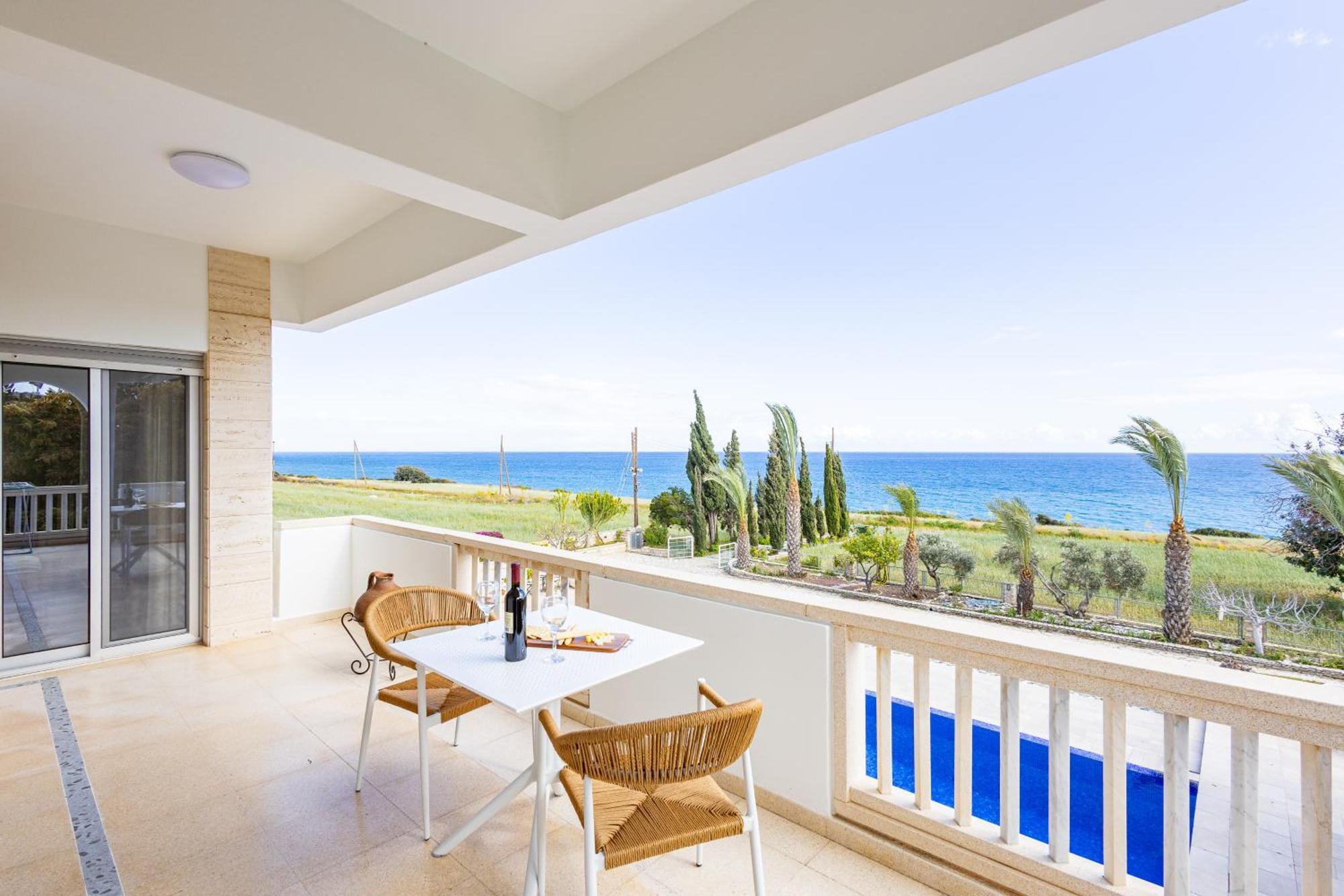 Villa Chrysta Agios Theodoros ภายนอก รูปภาพ