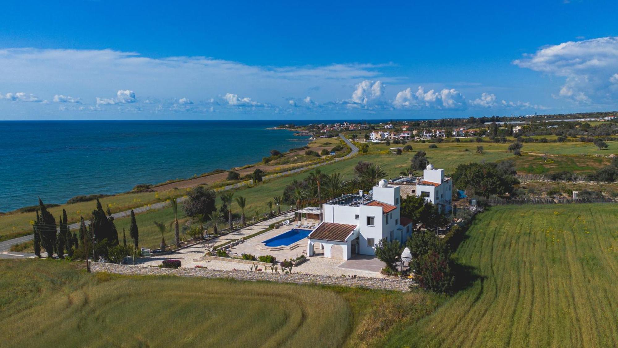 Villa Chrysta Agios Theodoros ภายนอก รูปภาพ